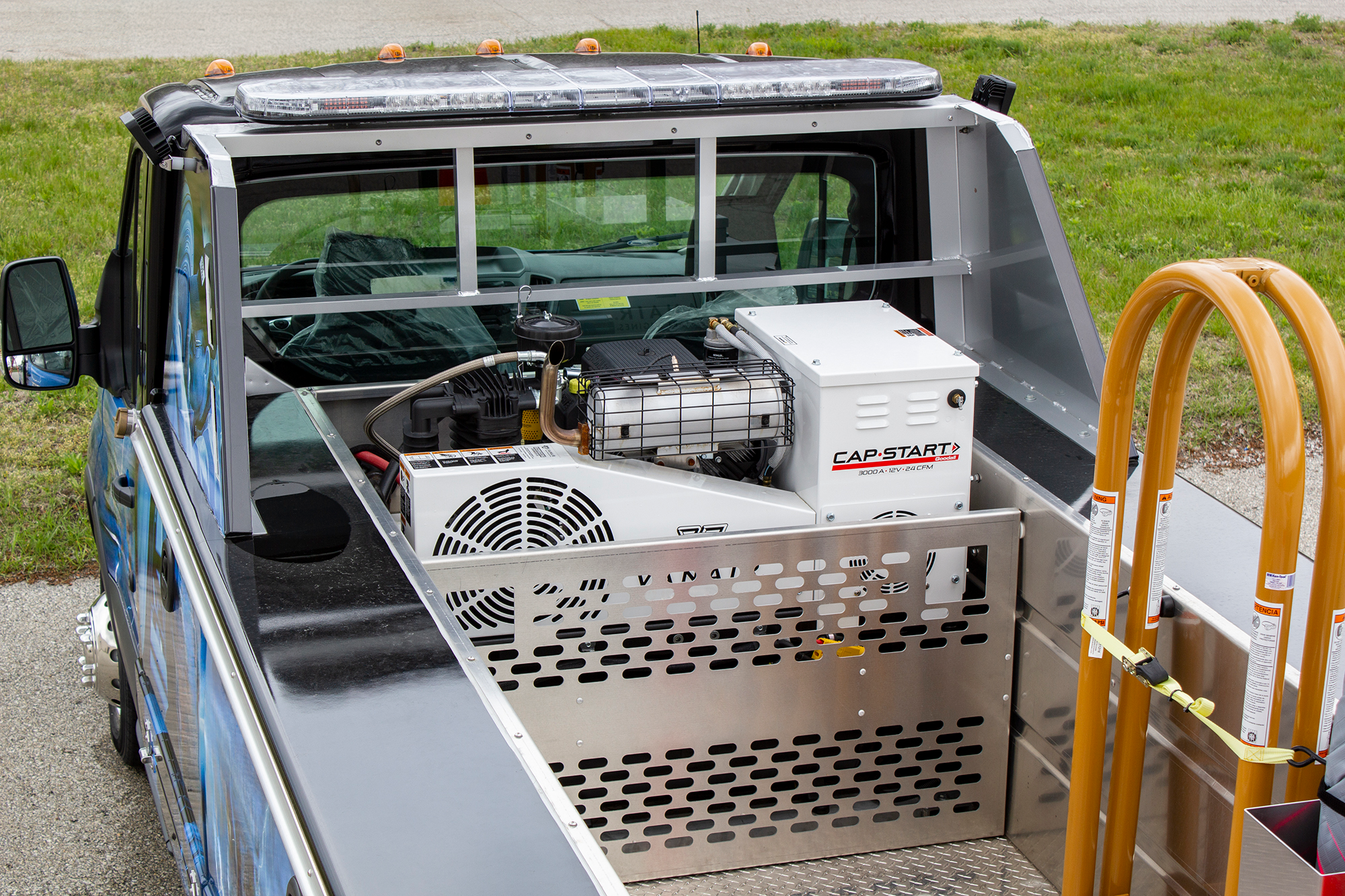 Cap•Start® 3000A Mounted on Truck