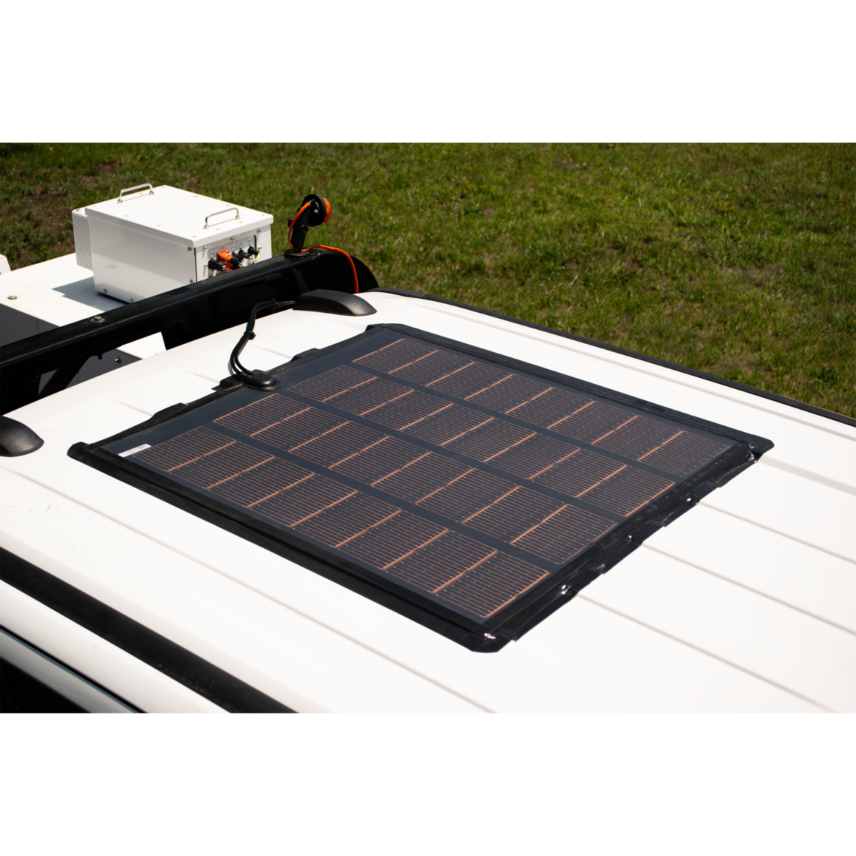 EPEQ® Solar Assist™ 110kW Kit on Truck Roof EPEQ® Solar Assist™ 110kW Kit on Truck Roof